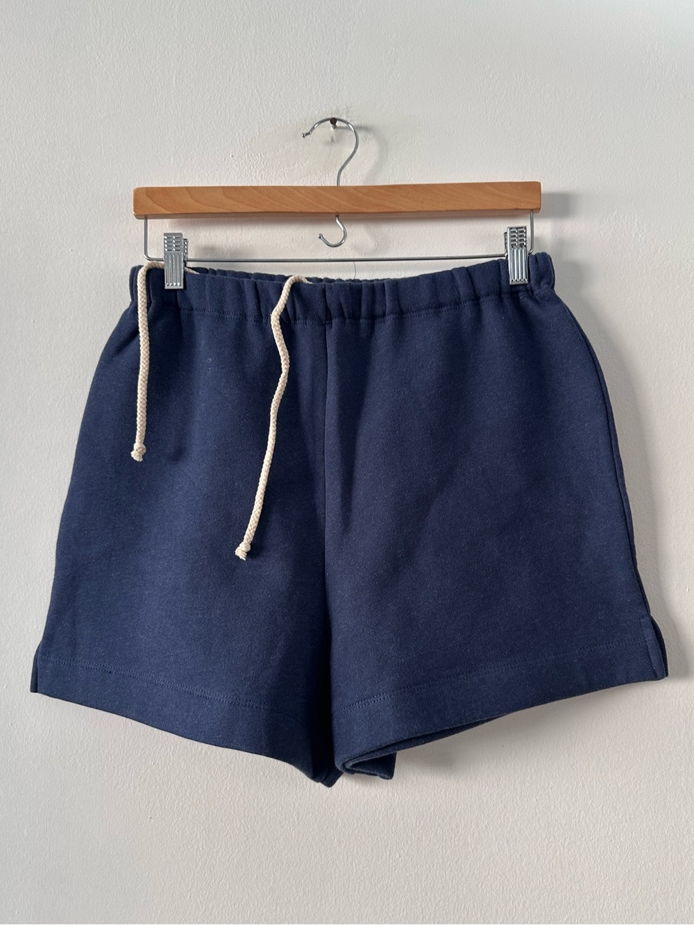 NWT Donni Fleece Blue Sweatshorts w/drawstring in size medium